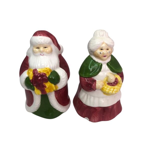 Mr. & Mrs. Santa Claus Painted Ceramic Christmas Salt Pepper Shakers - Picture 1 of 9